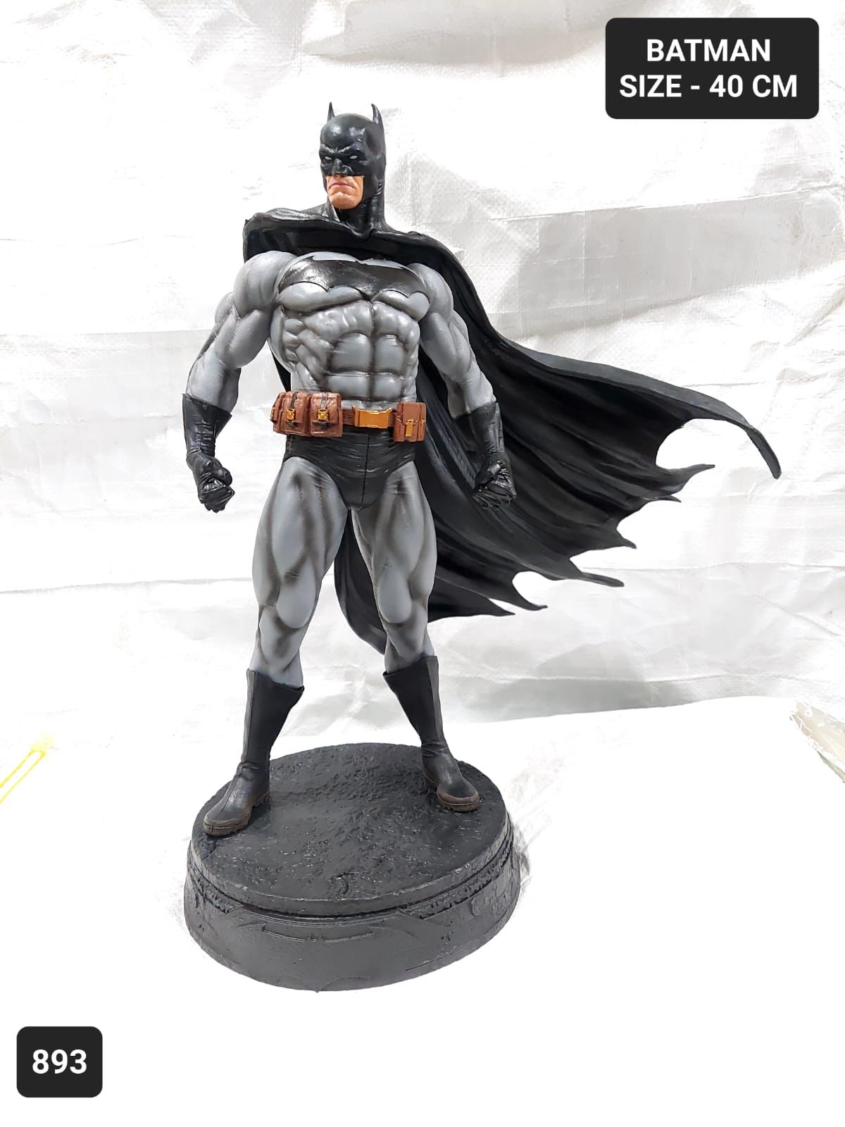 Batman premium 40cm at just