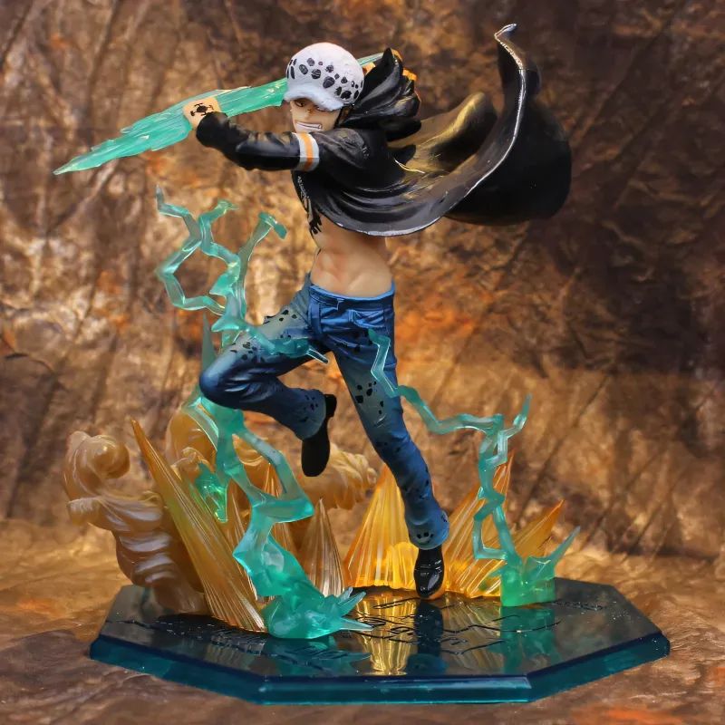 One Piece D- Law Attacking Mode Special Effect Toy Figure with Box | 17 CMS |
