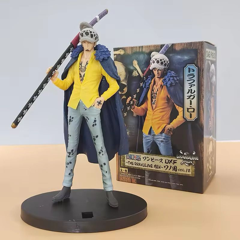One Piece Trafalgar D. Law Yellow Shirt Action Figure | 17 cm.
