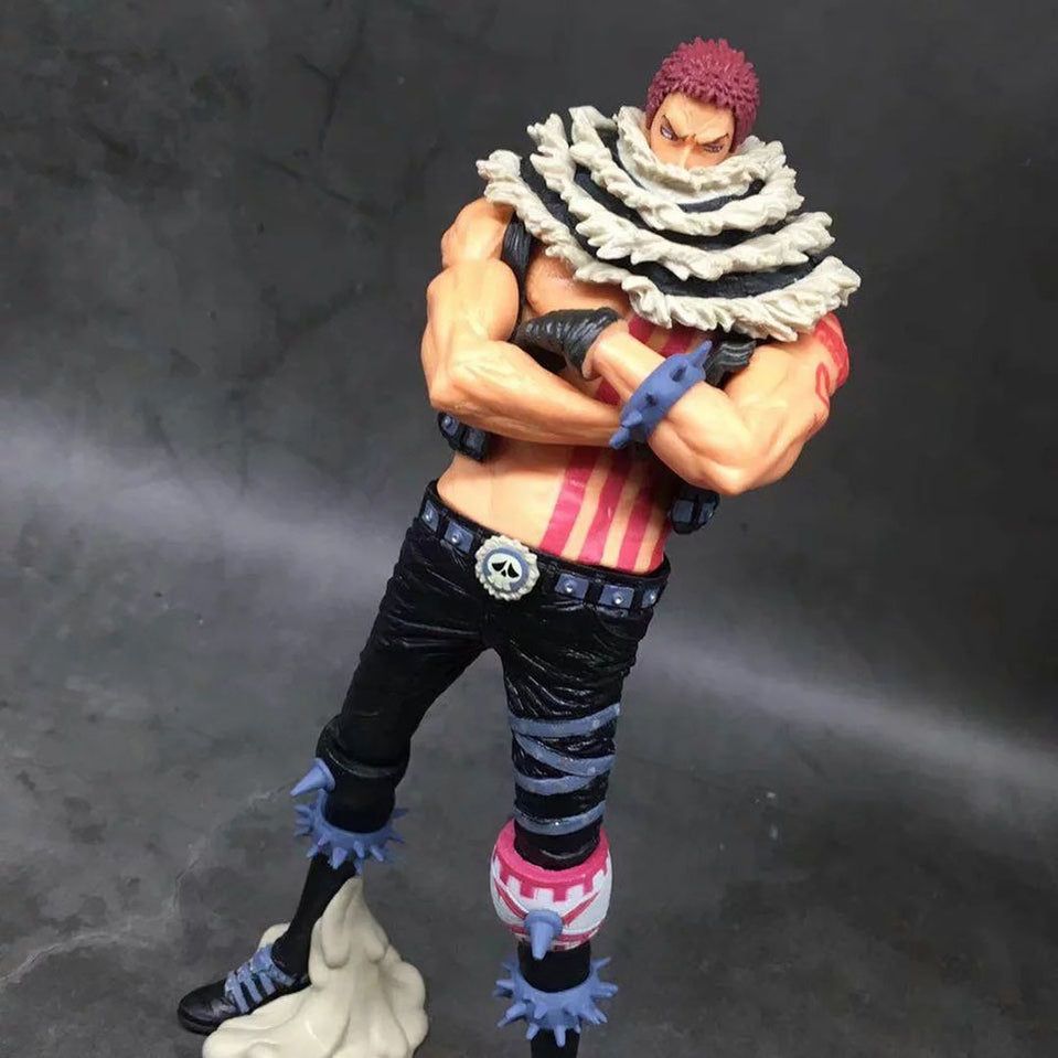 One Piece | Charlotte Katakuri Standing Folded Hand Action Figure | PVC | 24 cm