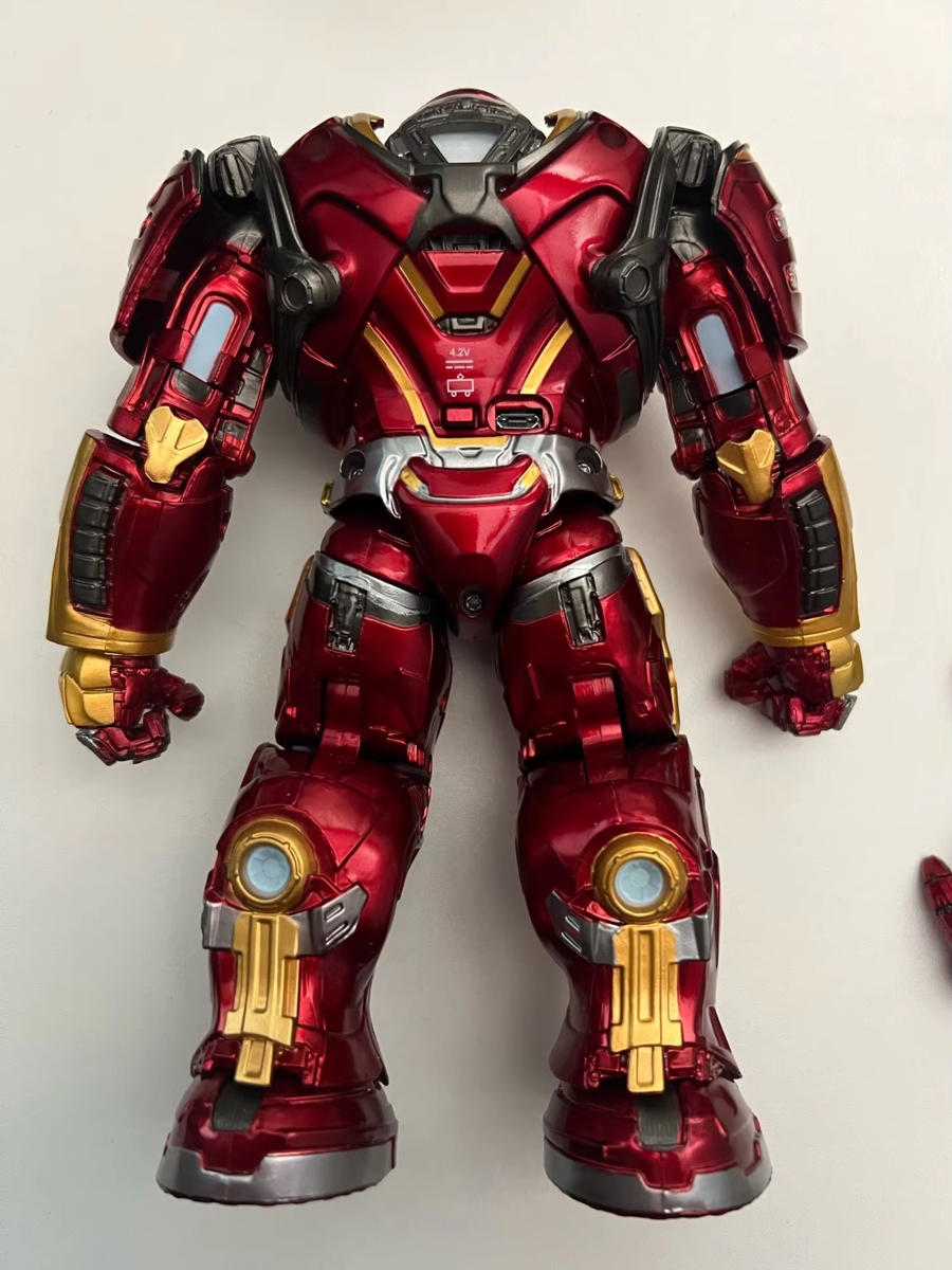 Iron man Hulkbuster with lights and dual hands 25cm approx high quality 2 hands