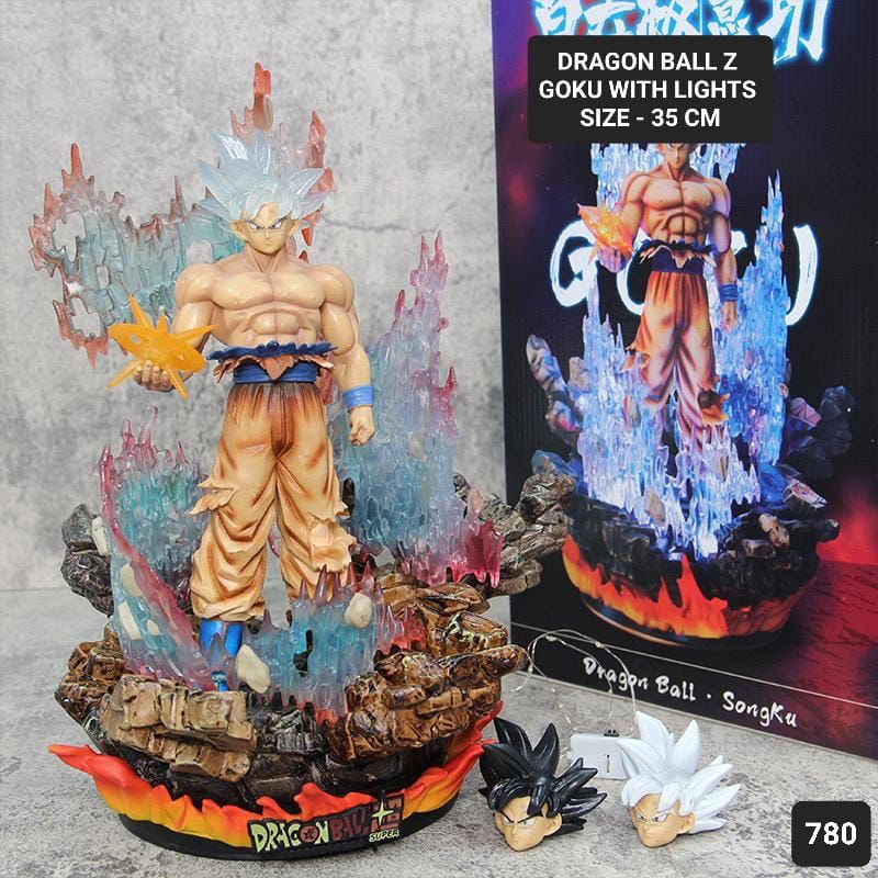 Goku ultra extinct 35cm with lights